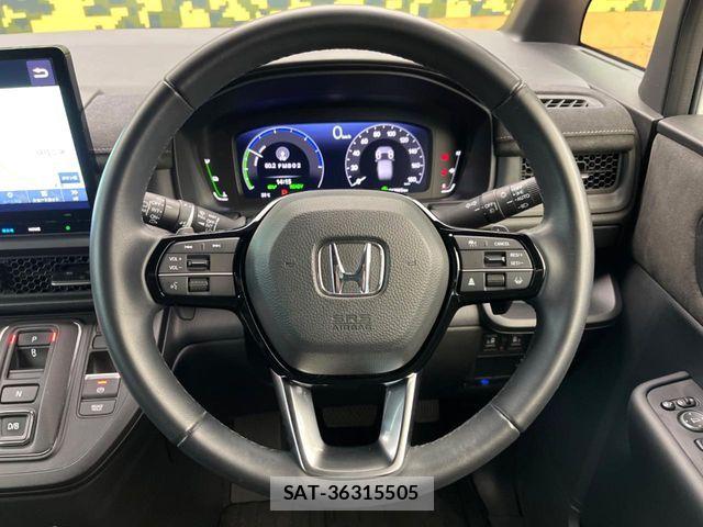Honda STEP WGN 2022-06 8882316-10