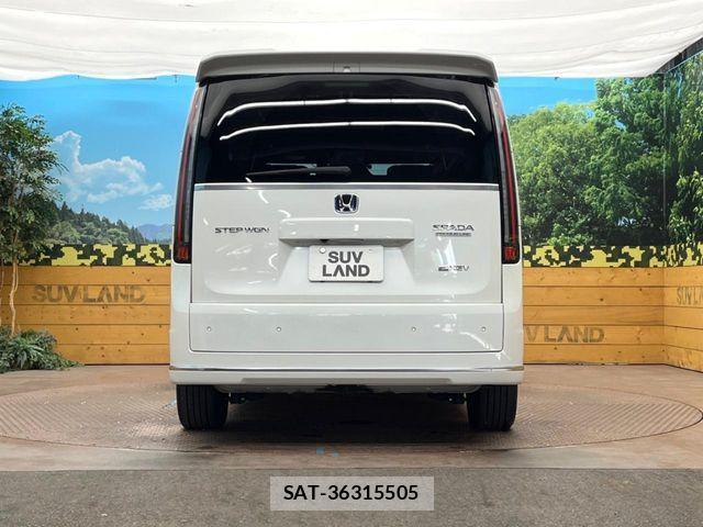 Honda STEP WGN 2022-06 8882316-14