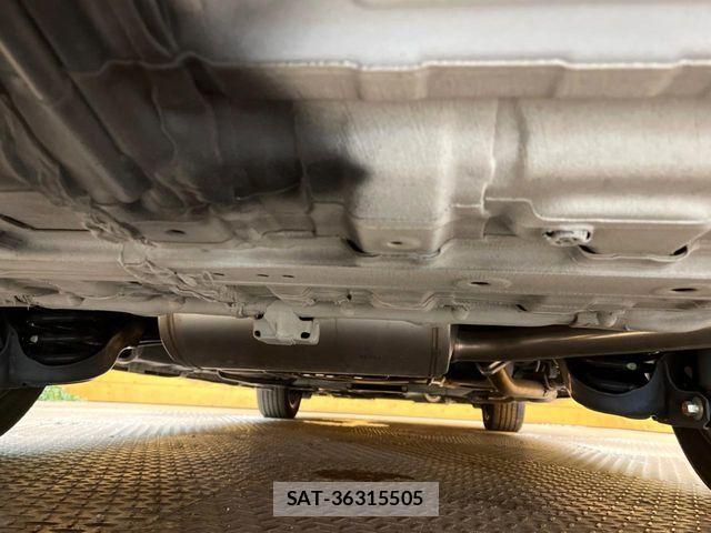 Honda STEP WGN 2022-06 8882316-18