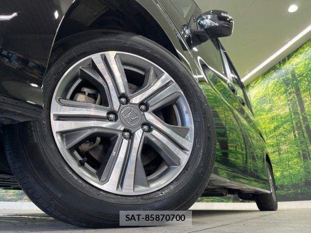 Honda STEP WGN 2020-10 8882322-12