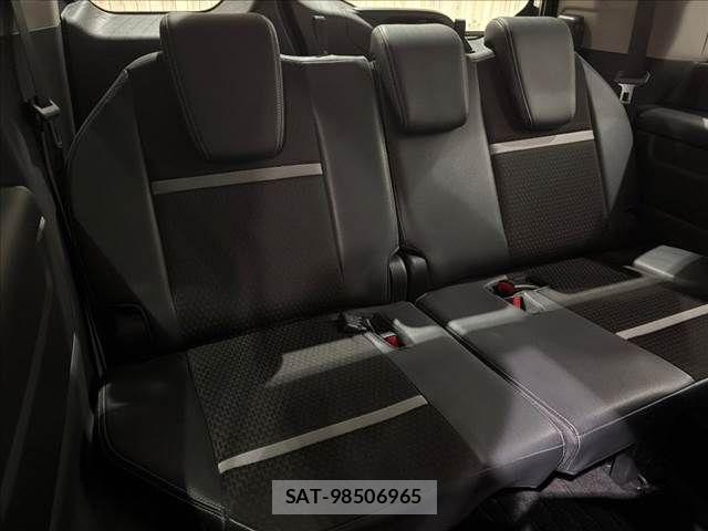 Honda STEP WGN 2021-08 8882324-12