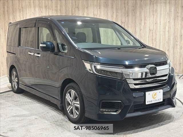 Honda STEP WGN 2021-08 8882324-19