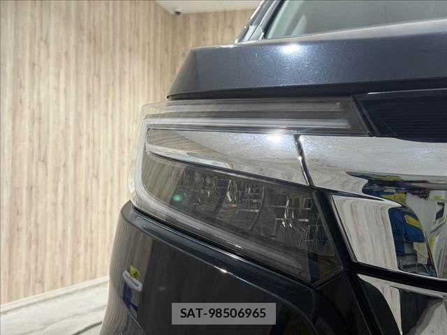 Honda STEP WGN 2021-08 8882324-25