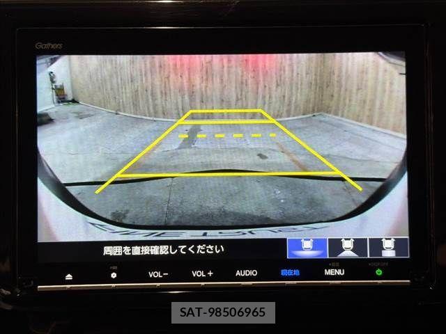 Honda STEP WGN 2021-08 8882324-7