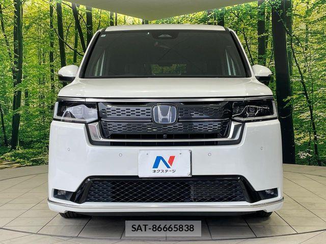 Honda STEP WGN 2022-08 8884387-13