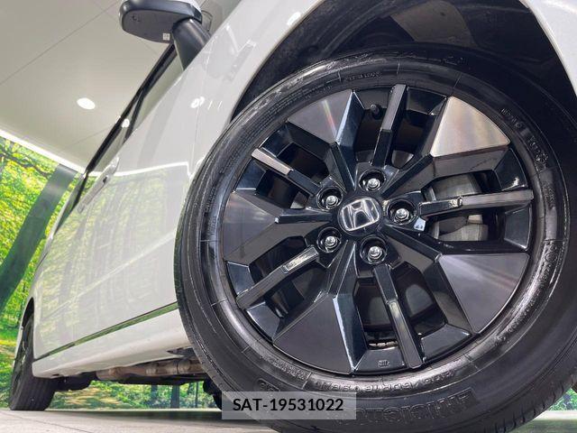 Honda STEP WGN 2023-09 8884390-13