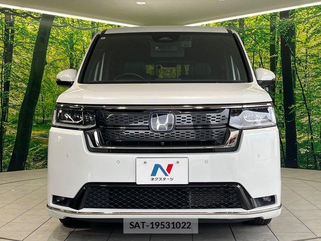 Honda STEP WGN 2023-09 8884390-14