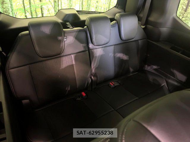 Honda STEP WGN 2026-08 8884391-9