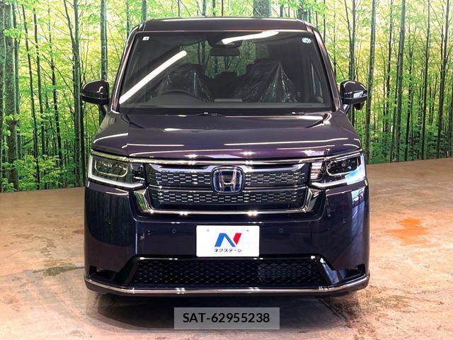 Honda STEP WGN 2026-08 8884391-14