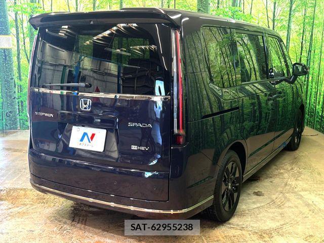 Honda STEP WGN 2026-08 8884391-17