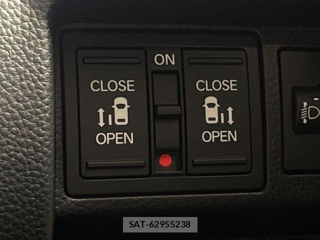 Honda STEP WGN 2026-08 8884391-2