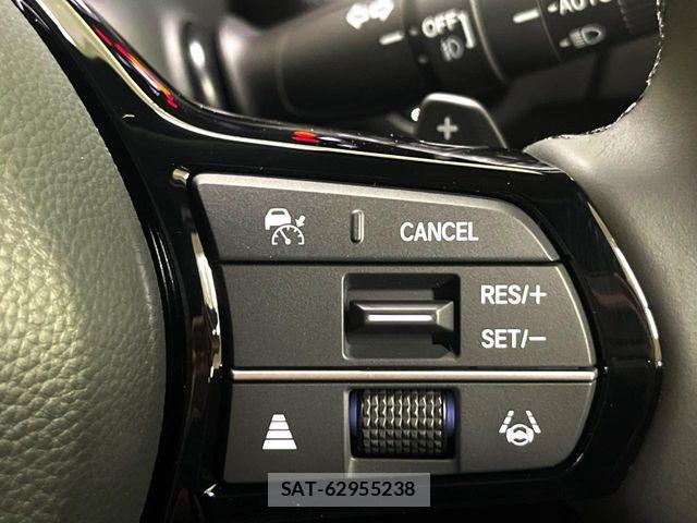 Honda STEP WGN 2026-08 8884391-3