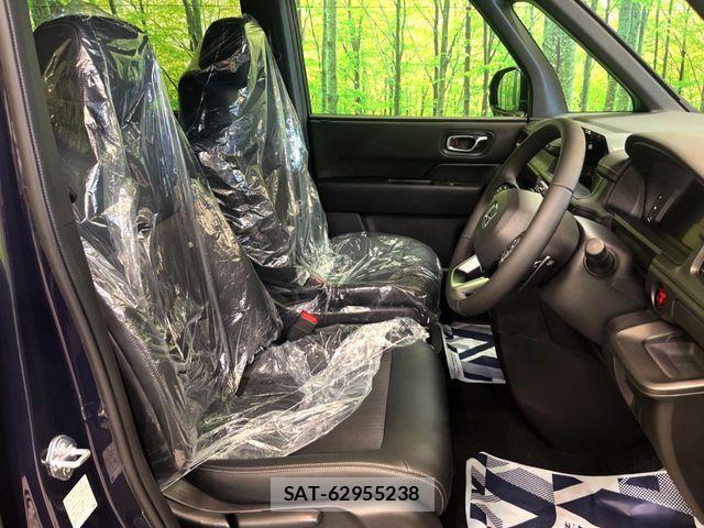 Honda STEP WGN 2026-08 8884391-7