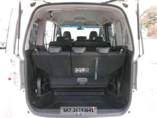 Honda STEP WGN 2013-06 6266022-13