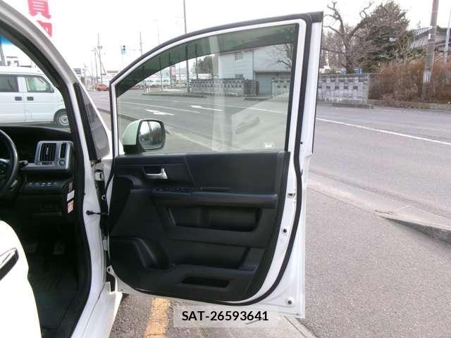 Honda STEP WGN 2013-06 6266022-20