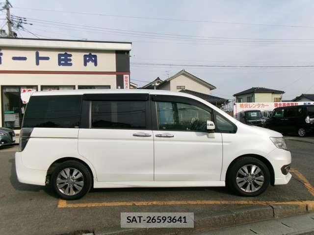 Honda STEP WGN 2013-06 6266022-3