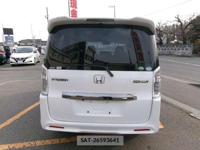 Honda STEP WGN 2013-06 6266022-5