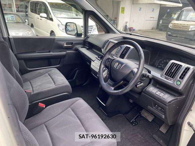 Honda STEP WGN 2011-01 6266023-10