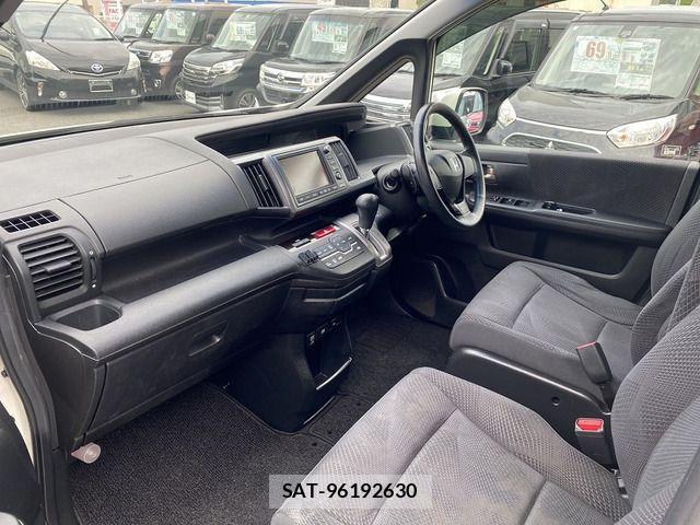 Honda STEP WGN 2011-01 6266023-11