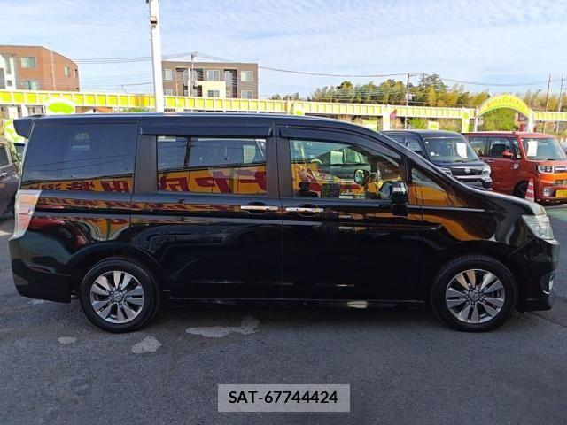 Honda STEP WGN 2014-02 6546969-9