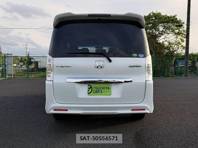 Honda STEP WGN 2014-01 6642618-9