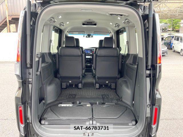 Honda STEP WGN 2021-04 6673766-10