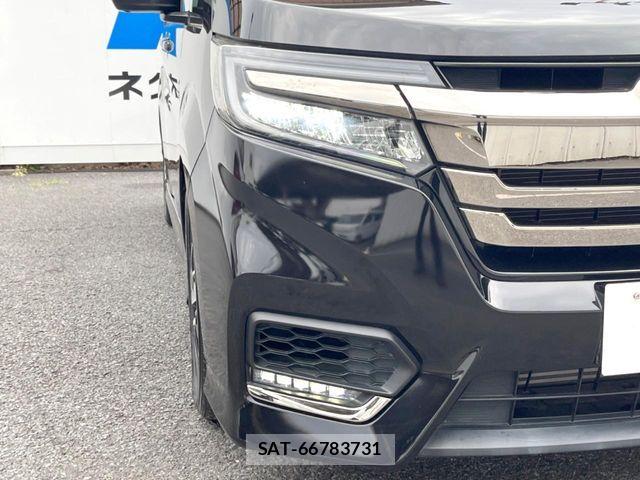 Honda STEP WGN 2021-04 6673766-12