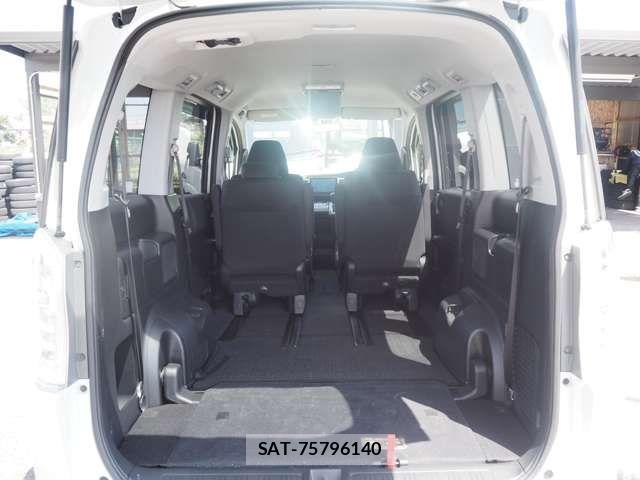 Honda STEP WGN 2014-08 6717431-11
