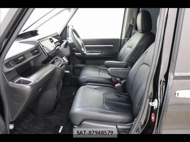 Honda STEP WGN 2020-02 6791564-10
