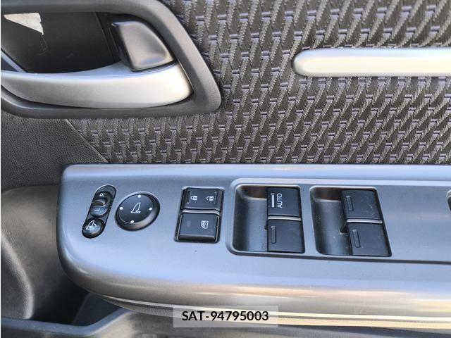 Honda STEP WGN 2016-02 6791601-9