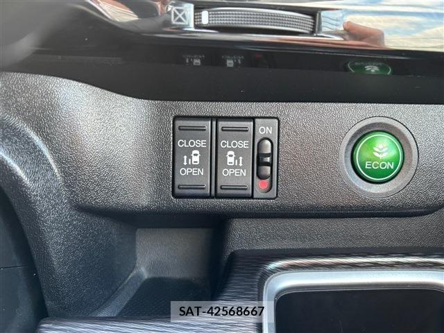 Honda STEP WGN 2020-01 6791569-17