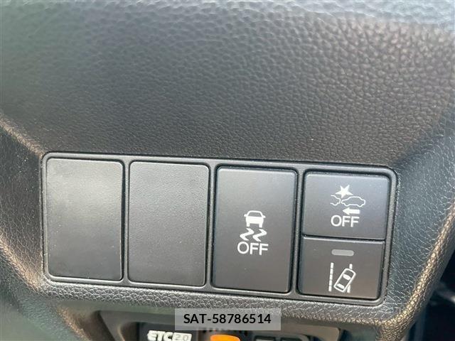 Honda STEP WGN 2021-05 6791568-25