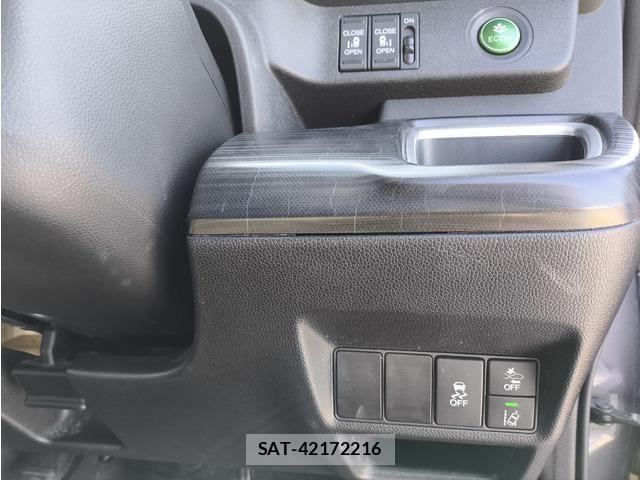 Honda STEP WGN 2015-06 6791595-10