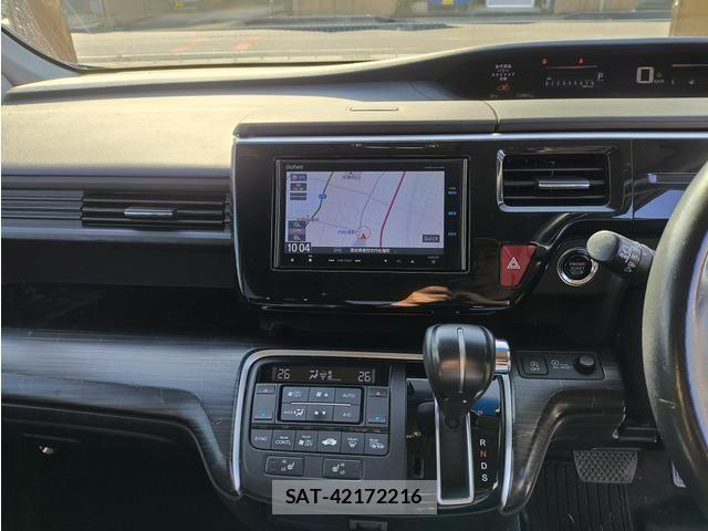 Honda STEP WGN 2015-06 6791595-14