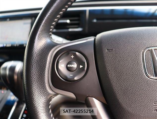 Honda STEP WGN 2015-09 6791586-16