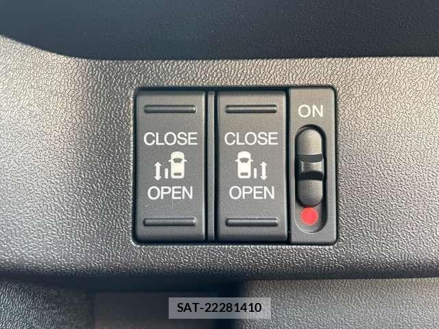 Honda STEP WGN 2017-01 6791588-16
