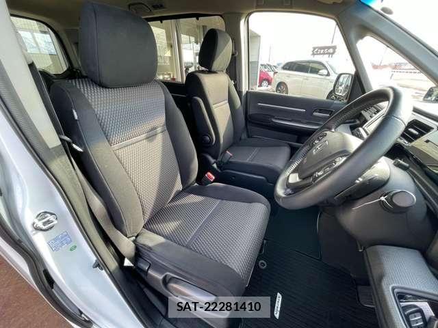 Honda STEP WGN 2017-01 6791588-23
