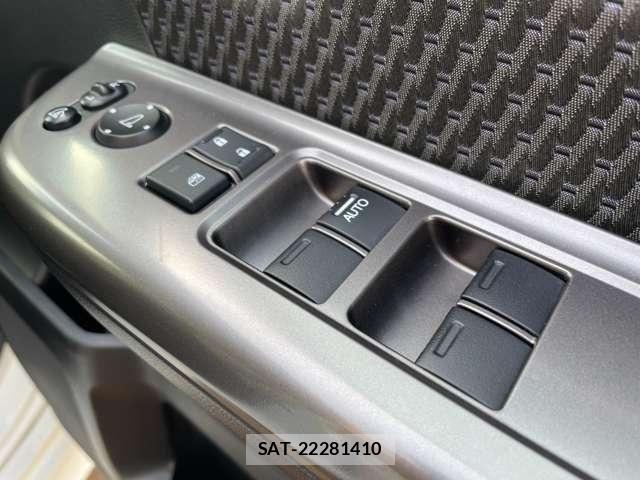 Honda STEP WGN 2017-01 6791588-25
