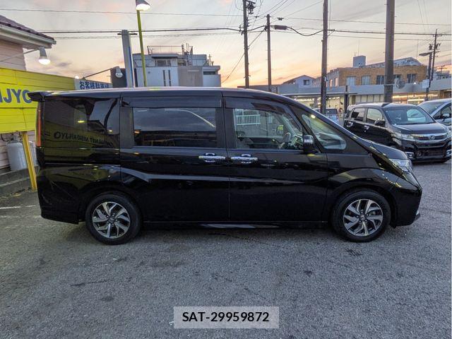 Honda STEP WGN 2017-08 6791606-17