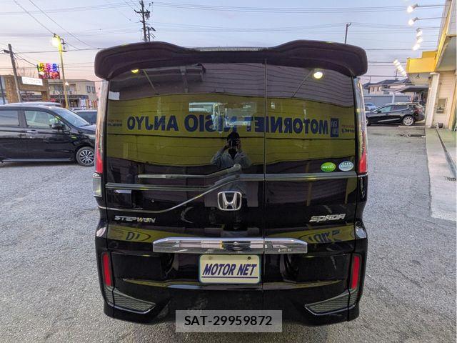 Honda STEP WGN 2017-08 6791606-18
