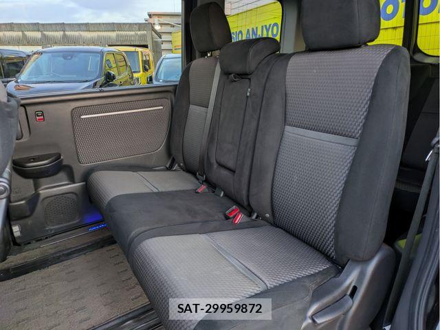 Honda STEP WGN 2017-08 6791606-4