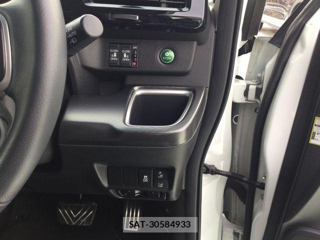 Honda STEP WGN 2019-08 6791565-11