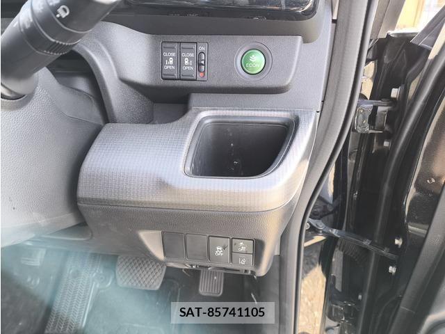 Honda STEP WGN 2017-12 6791571-10