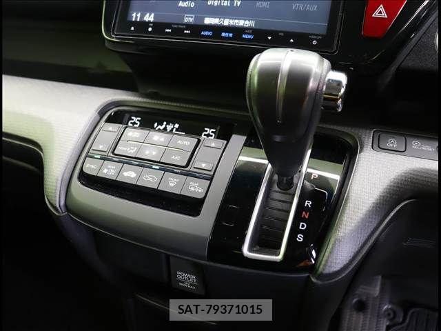 Honda STEP WGN 2016-02 6791599-11