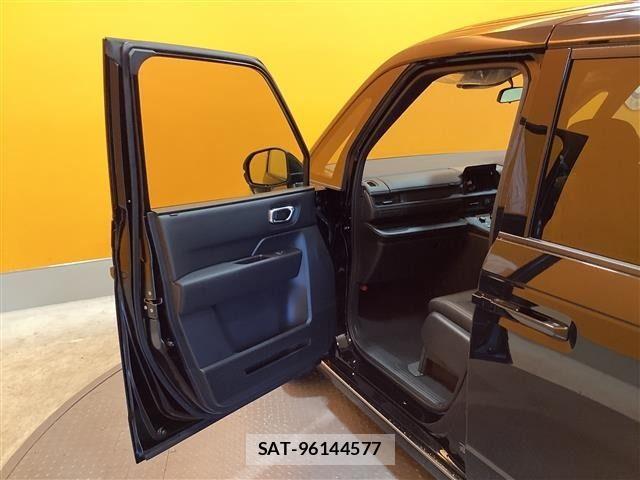 Honda STEP WGN 2025-08 6913530-12
