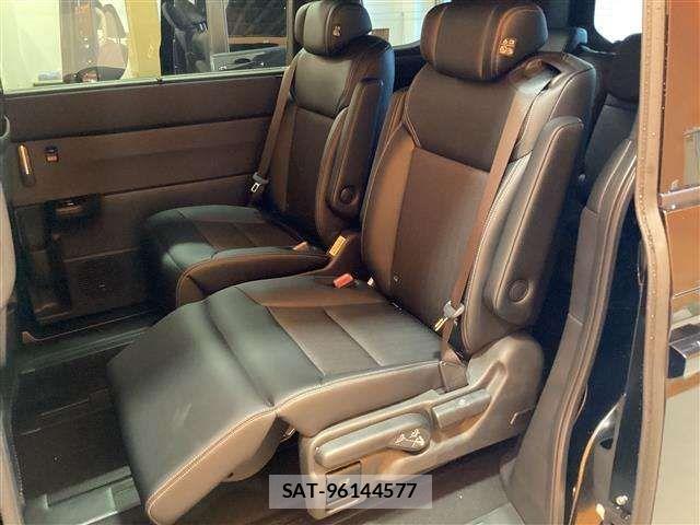Honda STEP WGN 2025-08 6913530-15