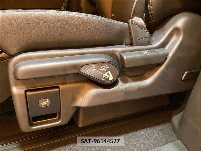 Honda STEP WGN 2025-08 6913530-16