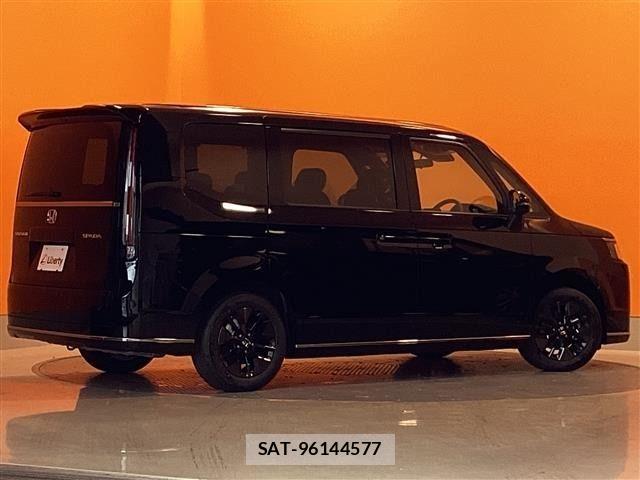 Honda STEP WGN 2025-08 6913530-8