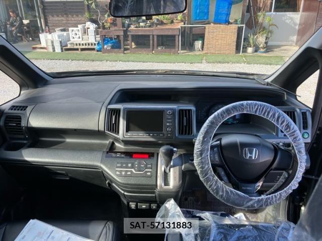 Honda STEP WGN 2011-02 6913617-26