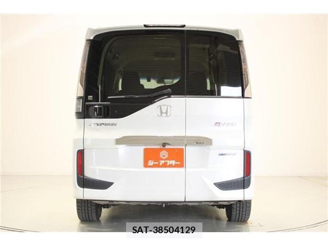 Honda STEP WGN 2018-03 6913575-11